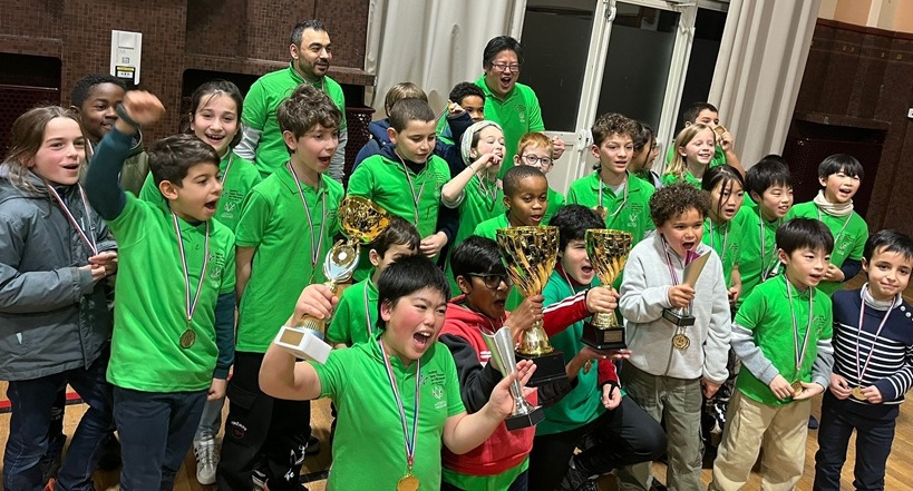 photo des jeunes joueurs et joueuses de l'istv